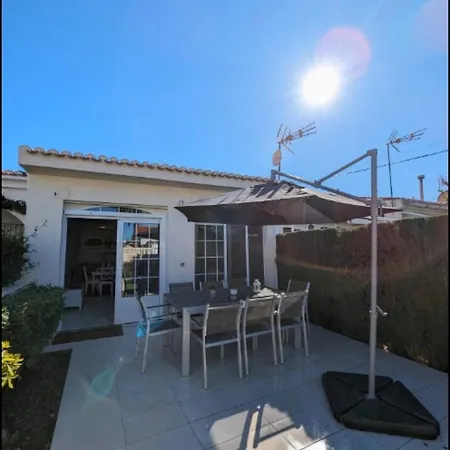 R-54 Modern With Garden